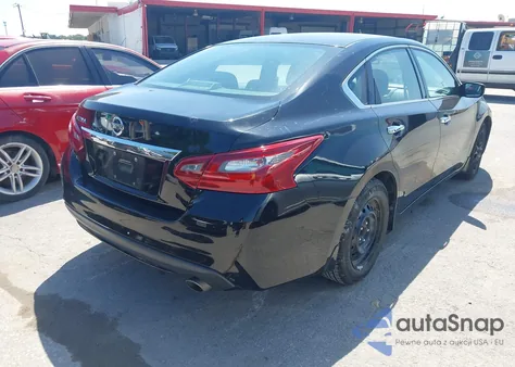 2018 Nissan Altima 2.5 S z USA, uszkodzony, nr VIN 1N4AL3AP0JC219426